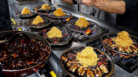 Selling 10,000 Bowls a day?! Amazing Spicy Black Bean Noodles with Beef Intestines - Korean Food