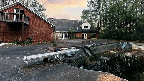 Abandoned Millionaires Divorce Mansion Left Forgotten With Massive Swimming Pool