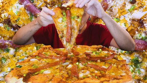 CHILI CHEESE DOG PIZZA !!! * ASMR NO TALKING * NOMNOMSAMMIEBOY