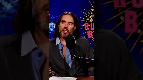 My video featured on the @RussellBrand with some ‘interesting ‘ comments x #guitar #russellbrand