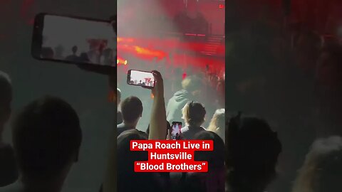 Papa Roach Playing Blood Brothers Live in Huntsville. #hollywoodundead #paparoach #fallinginreverse