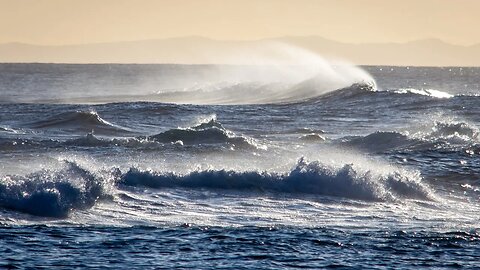 Relaxing Ocean Wave Sounds for Sleeping