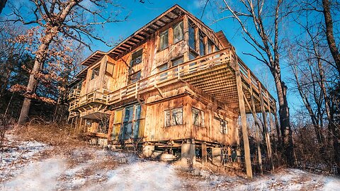 Abandoned Keanu Reeves Glass Lake House Mansion