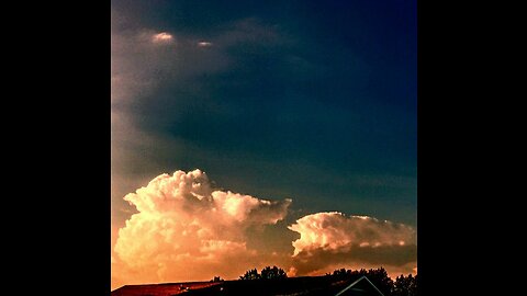 Photography of cumulonimbus storm clouds.