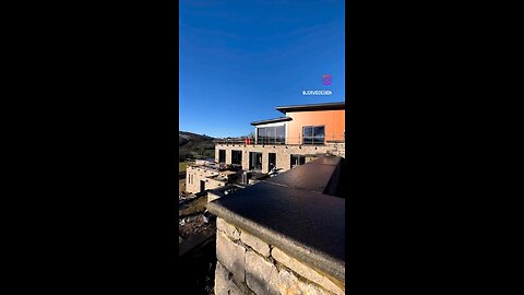 Contemporary Hillside Home with Rooftop Terrace, Pool, Gym, Steam Room| @jervisdesign Architects