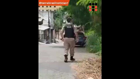 Emocionante: Policiais militares se comovem com ligação de criança para 190 e decidem ir ajudar