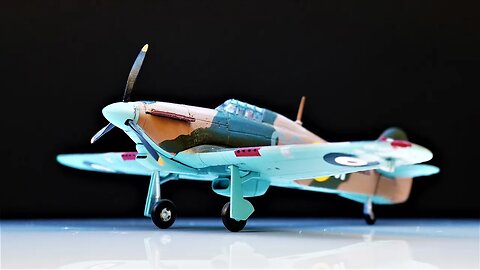 Hawker Hurricane Mk IIB - Amercom 1/72