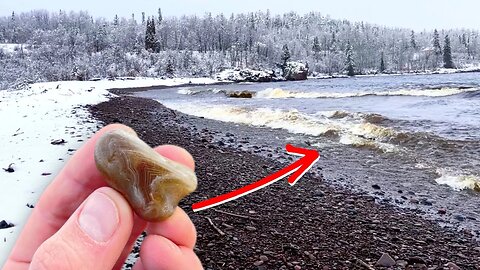 Beach hopping for AGATES & other Lake Superior rocks // Rockhounding