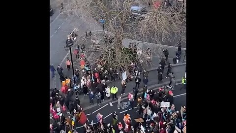 Maior greve britânica da década é iniciada em Londres