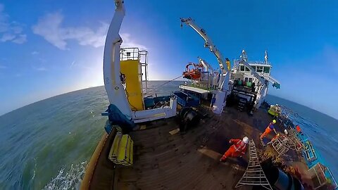 Last day of the voyage, fake drone shot with insta 360