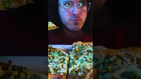 Gourmet Pizza Chef Makes Jalapeno Chicken Pie