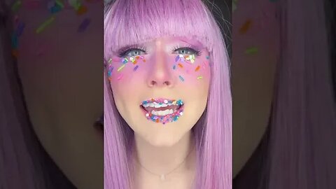 Cupcake Makeup TRANSFORMATION!! 🧁 💋