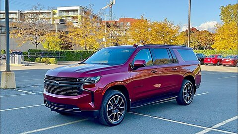 2023 Chevrolet Suburban RST - Walkaround