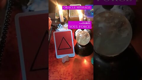 #shorts #dailytarotreading #spiritualawakening #asmrtarot #oraclereading #oracle #shortsfeed 🔮🦋💥