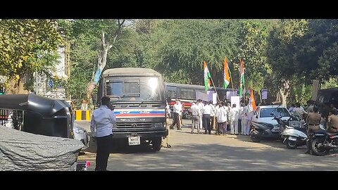 Outside LIC Office Br 935, Borivali West