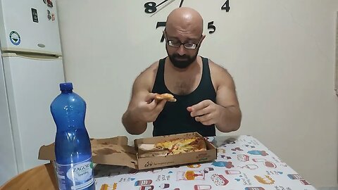 Pizza Benvenuto - τρώω ζύμη ή νερό?