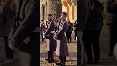 Escort stand at ease 23 Parachute Engineer Regiment #toweroflondon