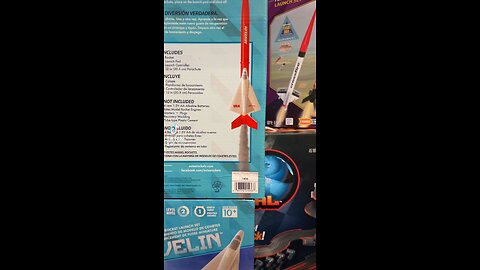 1436 Estes javelin model rocket launch set