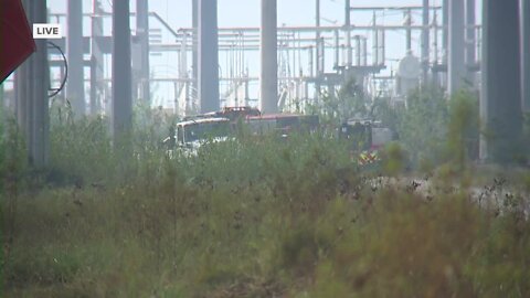 Lawn mower hits barbed wire, sparks brush fire in Cape Coral