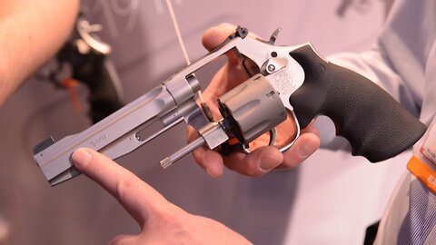 SHOT Show 2014: Smith & Wesson New Products