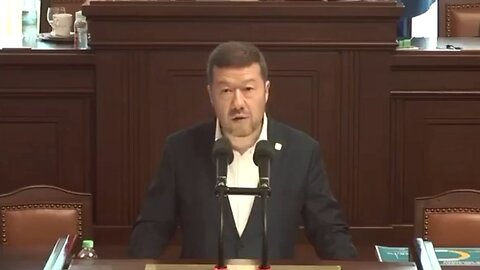 Tomio Okamura odhalil, že vládní pětikoalice zabránila přijetí usnesení odsuzující atentát na Fica!