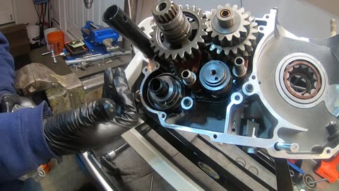 KTM trans assembly pt2