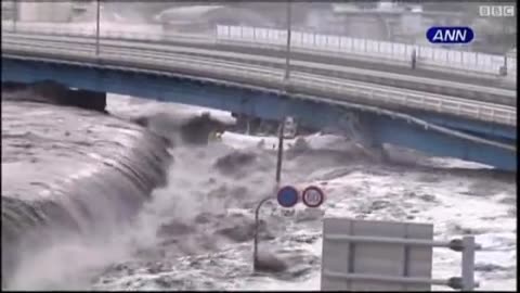 Dramatic footage of the tsunami that hit Japan