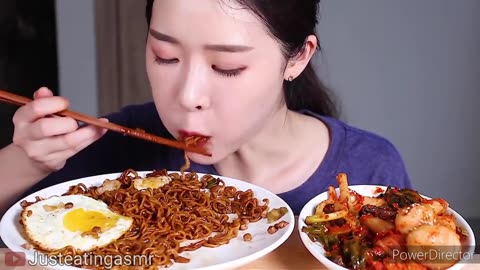 Just eating asmr||spicy red noodles yam yam😋