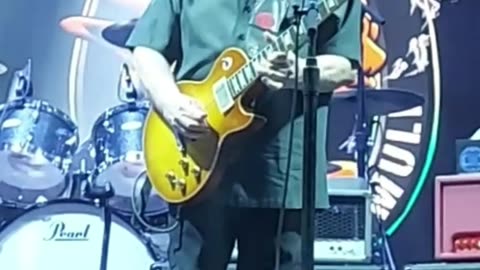 Warren Haynes (Gov't Mule) - LIVE @ 420Fest (Short 8)