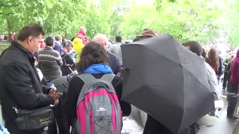 Once again Hatun refutes the Quran SPEAKERS CORNER