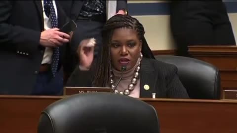 Cori Bush Humiliates Herself While Questioning The Wrong Person