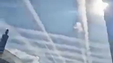 Spraying a lot of chemtrails this season time to ban the chemtrails