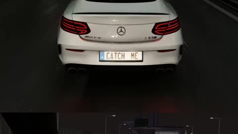 INSANE AMG MERCEDES RUMBLING THROUGH TRAFFIC(assetto Corsa)