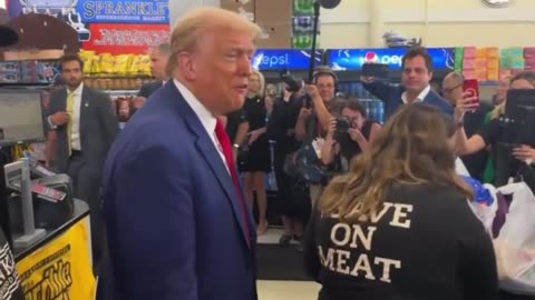 Donald Trump helps a mom of 3 pay for Groceries