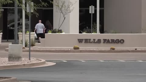 Wells Fargo Tempe employee body found in cubicle 4 days after death