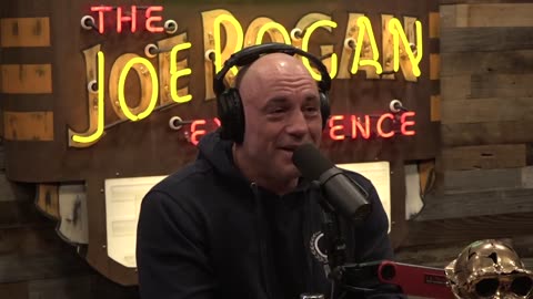 Joe Rogan and Matt Taibbi talk about the public smear campaign against Elon Musk