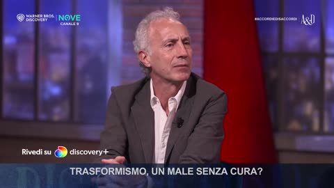 Travaglio in tv contro i trasformisti della politica cioè quelli che cambiano partito da dove vengono eletti e vanno poi in un altro o se ne fanno uno loro proprio MERDALIA💩UN PAESE DI MERDA DI POLITICI CORROTTI E UN POPOLO D'IDIOTI