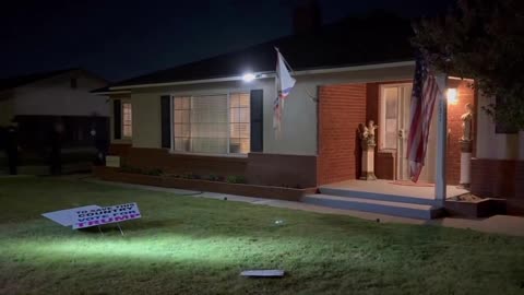 90-year-old man in Turlock City, CA was reportedly attacked by 4 "men" over the Trump signs