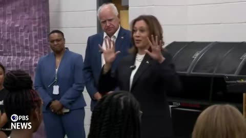 Kamala Harris gives high school students a masterclass in CRINGE