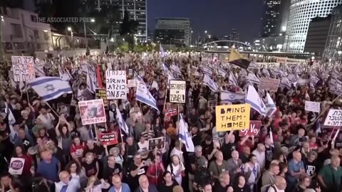 Thousands of Israelis in Tel Aviv demand cease-fire and Netanyahu's resignation