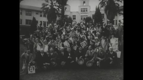 Mary Pickford & The Coquette Beauty Contest Winners (1929 Original Black & White Film)