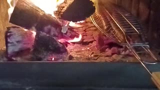 Cosy cold night - fireplace cooking