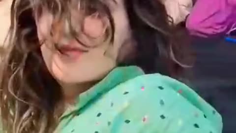 Hot Pakistan Girl Shaking His Body On Bed