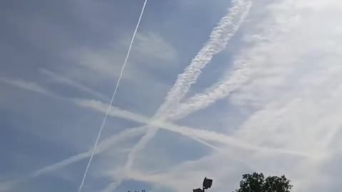 Chemtrails - Smugi chemiczne #128