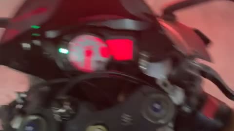 Suzuki GSX R 650 Sound.