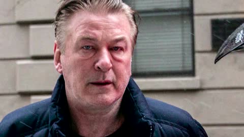 Alec Baldwin charged in 'Rust' shooting