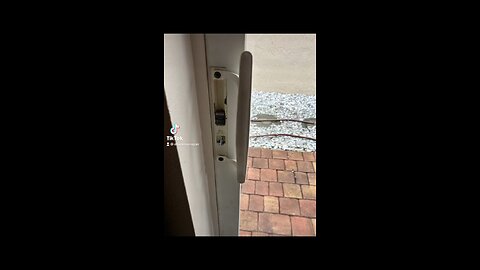 Sliding glass door lock and handle replacement in #coconutcreek, #florida.