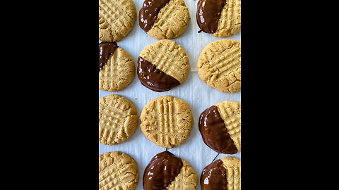 3 Ingredient Peanut Butter Cookies