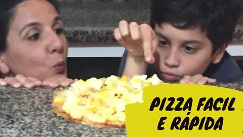 PIZZA CASEIRA FEITA EM 5 MINUTOS - MASSA DE PÃO DE FORMA