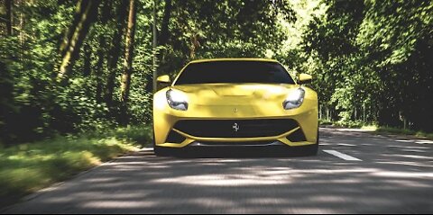 Giallo Modena Ferrari F12berlinetta | EDIT